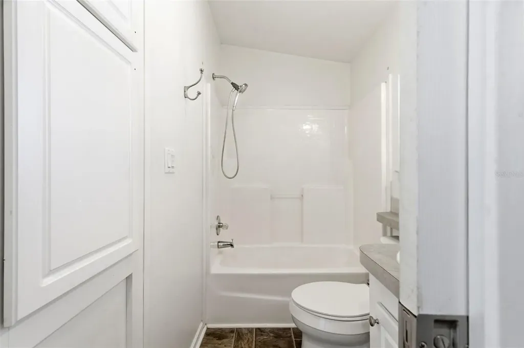3275 26th Avenue E Bradenton FL 34208