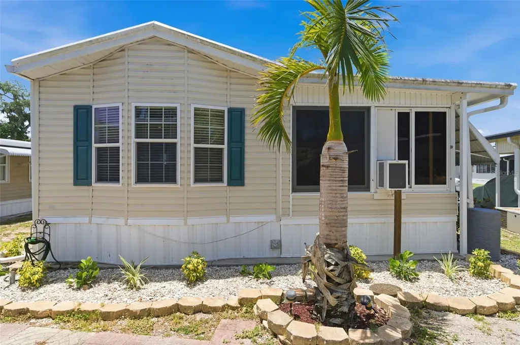 3275 26th Avenue E Bradenton FL 34208