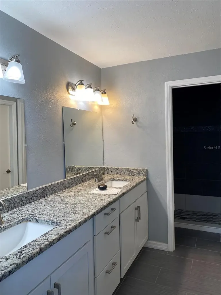 4394 Sandner Drive Sarasota FL 34243