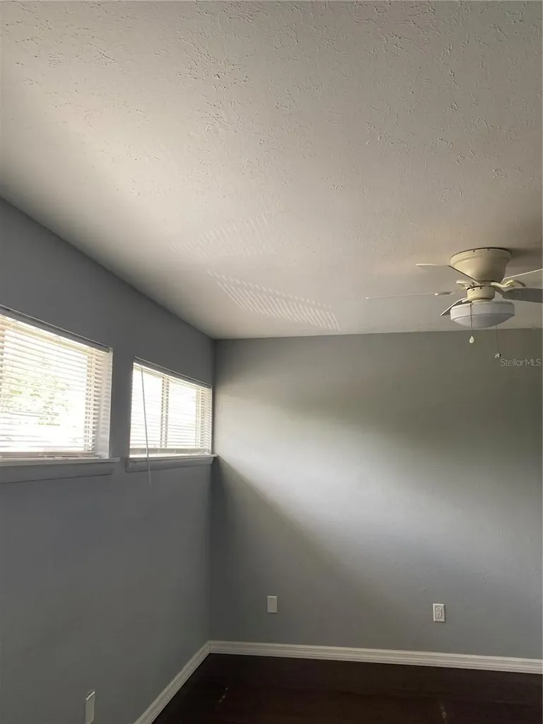 4394 Sandner Drive Sarasota FL 34243