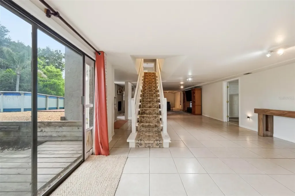 112 E Gardenia Street Howey In The Hills FL 34737