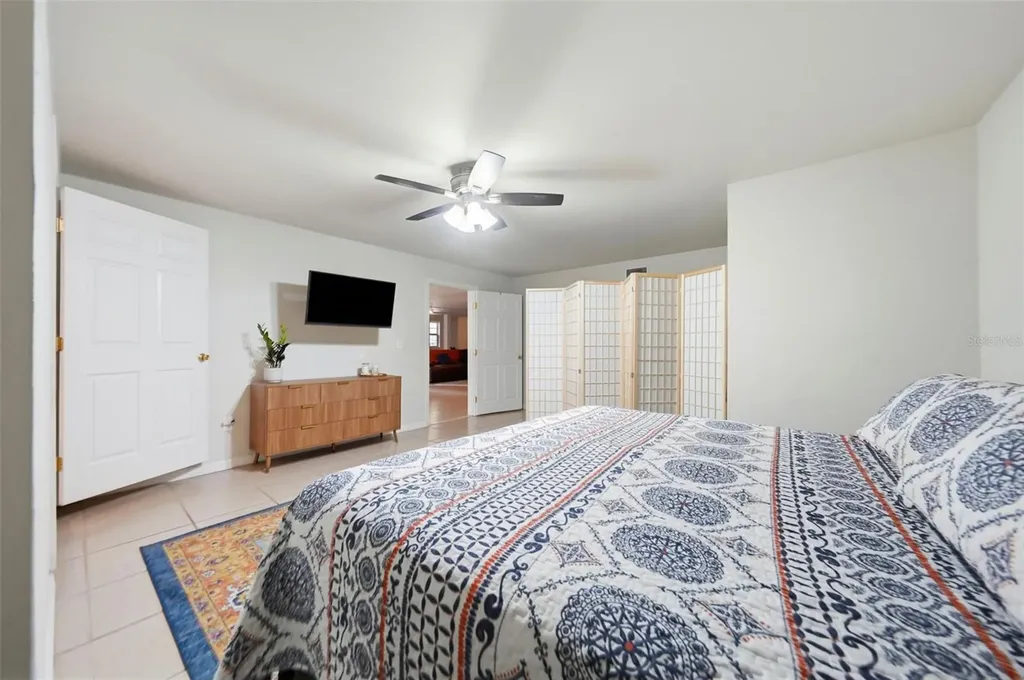 112 E Gardenia Street Howey In The Hills FL 34737