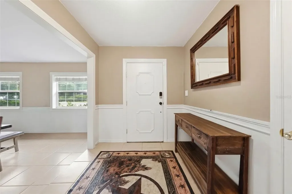 112 E Gardenia Street Howey In The Hills FL 34737