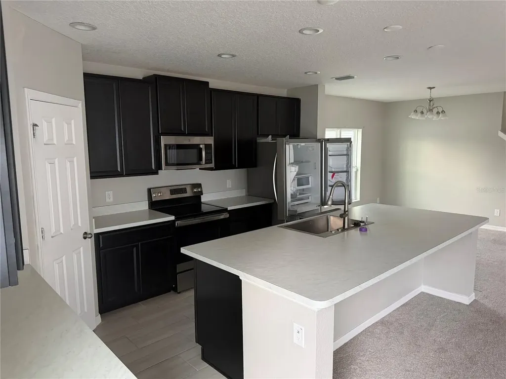 911 Avenal Lane Davenport FL 33837