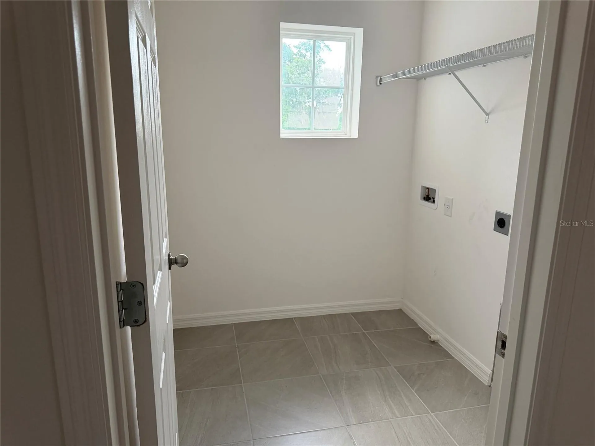 911 Avenal Lane Davenport FL 33837