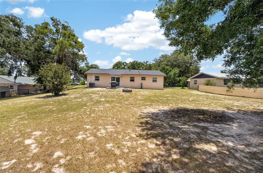 36435 Via Marcia Fruitland Park FL 34731