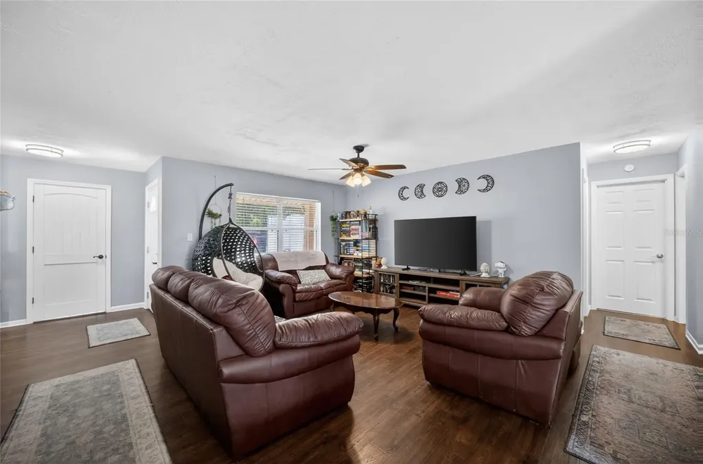 36435 Via Marcia Fruitland Park FL 34731