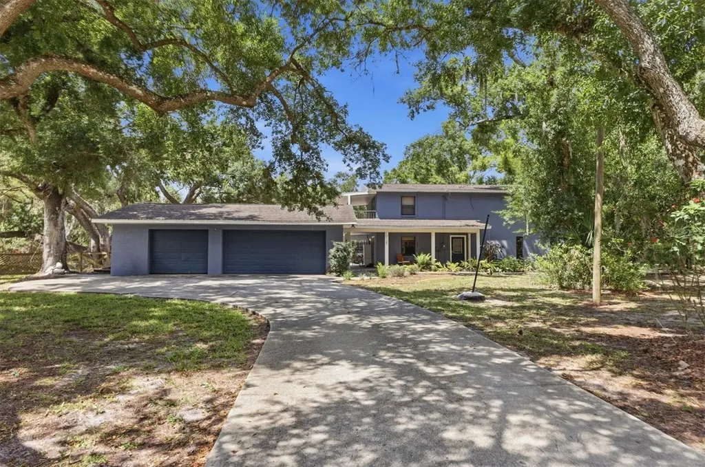 10125 Oak Run Drive Bradenton FL 34211