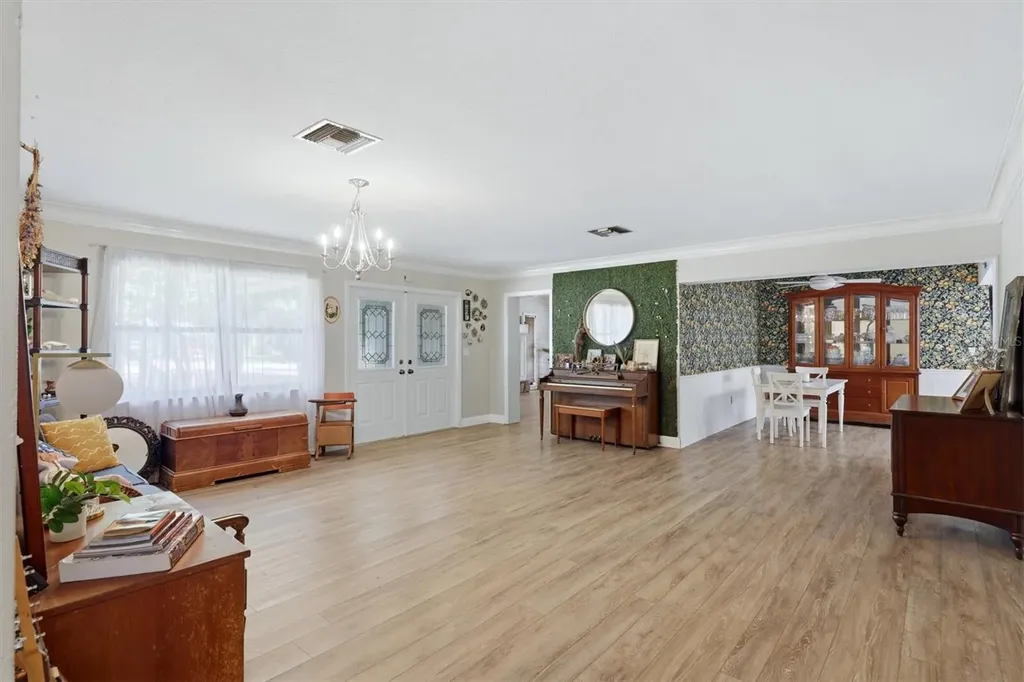 10125 Oak Run Drive Bradenton FL 34211