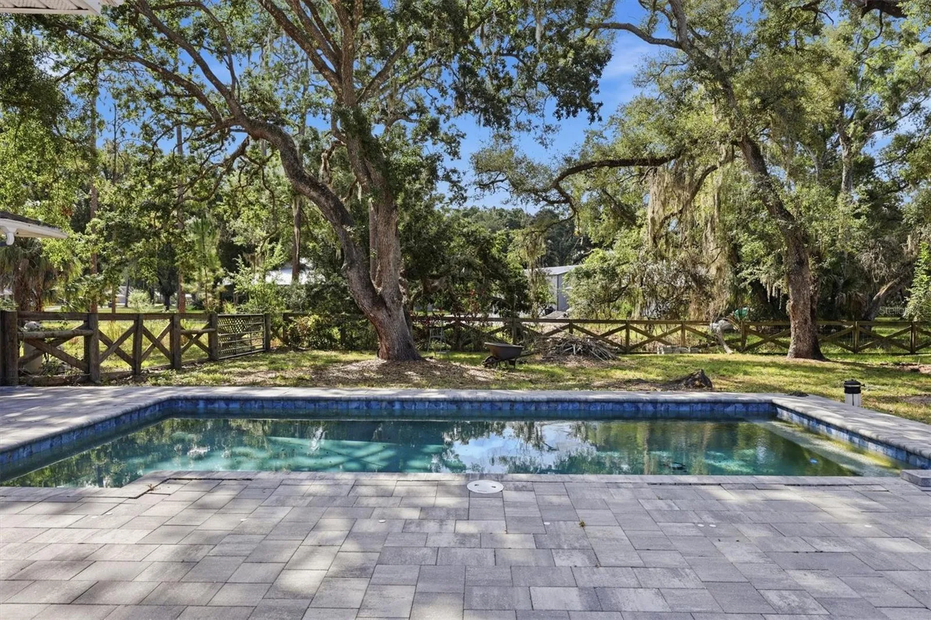 10125 Oak Run Drive Bradenton FL 34211