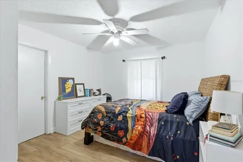 10125 Oak Run Drive Bradenton FL 34211