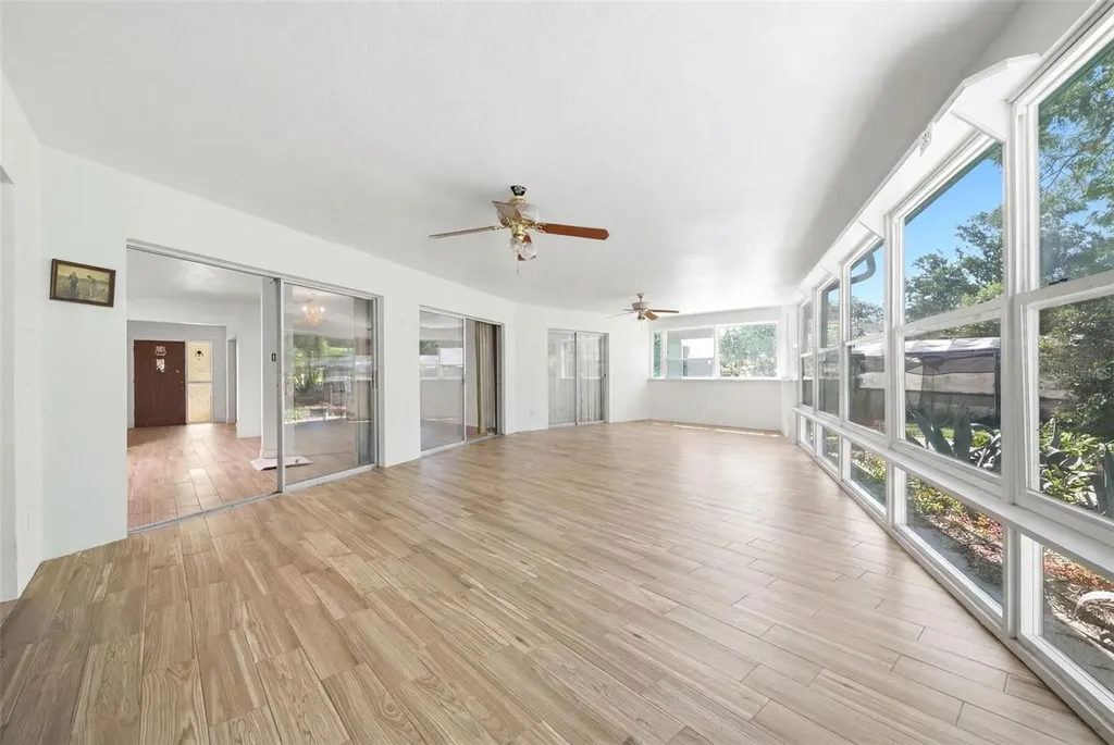 9116 Lakeview Drive New Port Richey FL 34654