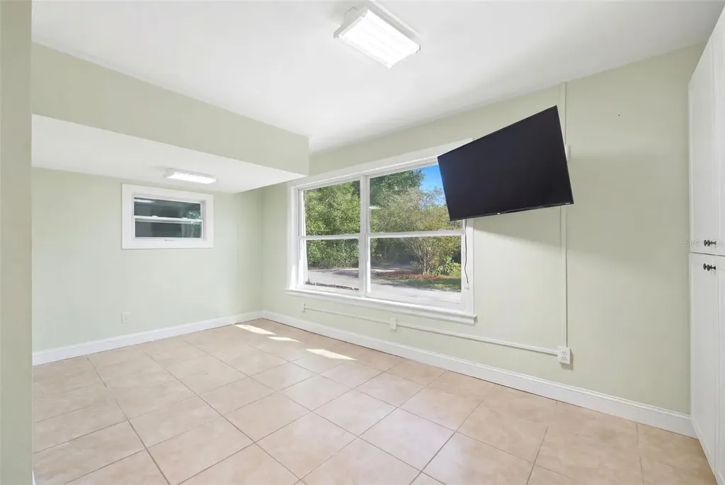 9116 Lakeview Drive New Port Richey FL 34654