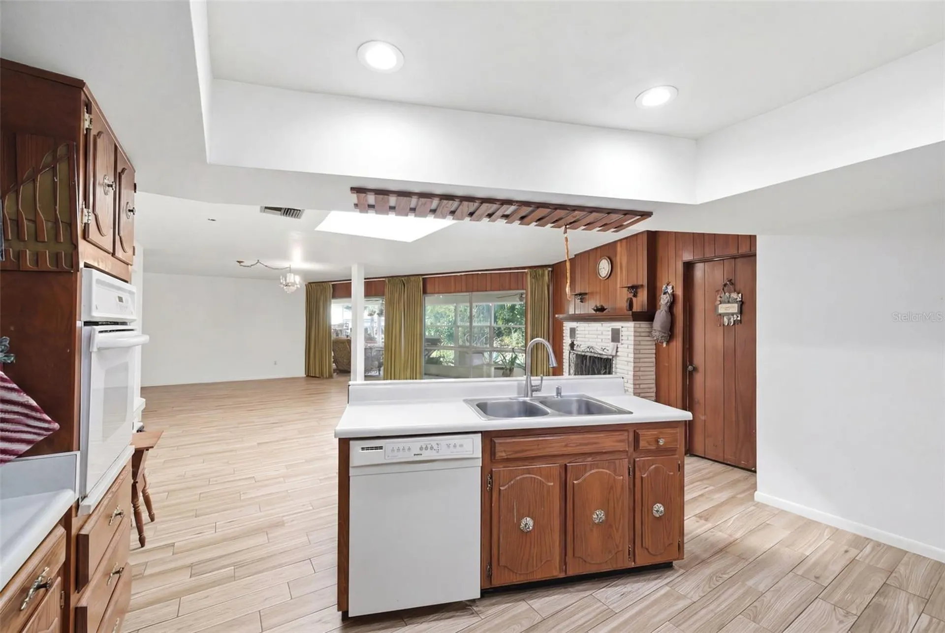 9116 Lakeview Drive New Port Richey FL 34654