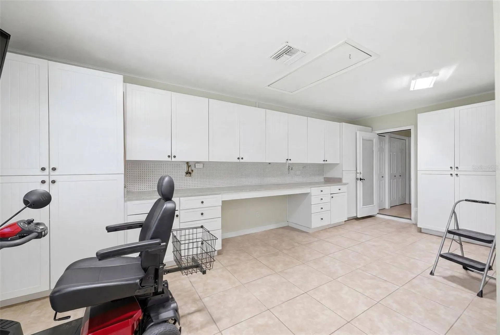 9116 Lakeview Drive New Port Richey FL 34654