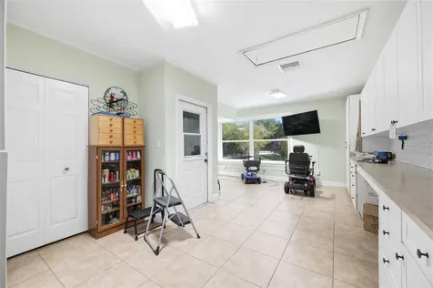 9116 Lakeview Drive New Port Richey FL 34654