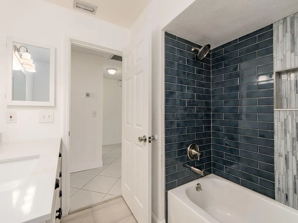 720 115th Avenue Treasure Island FL 33706