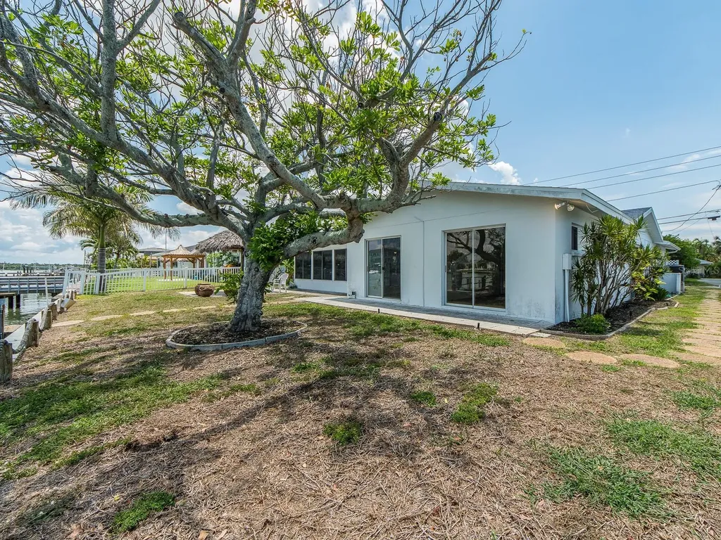 720 115th Avenue Treasure Island FL 33706