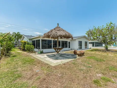 720 115th Avenue Treasure Island FL 33706