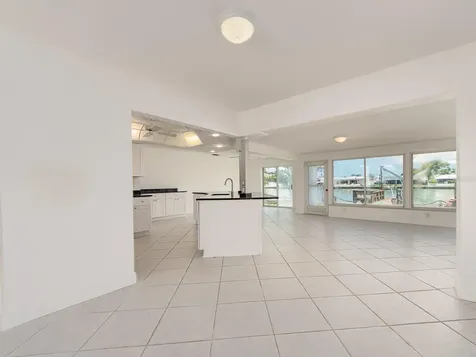 720 115th Avenue Treasure Island FL 33706