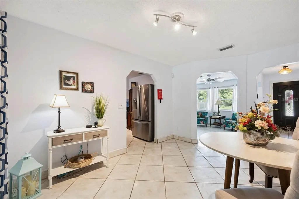 2825 S Park Avenue Sanford FL 32773