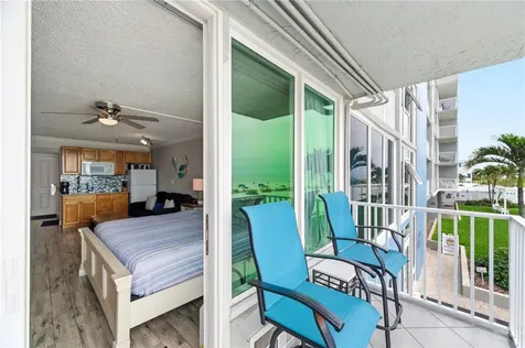 9980 Gulf Boulevard St Petersburg FL 33706