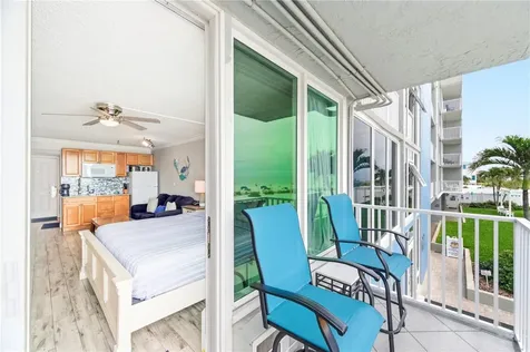 9980 Gulf Boulevard St Petersburg FL 33706