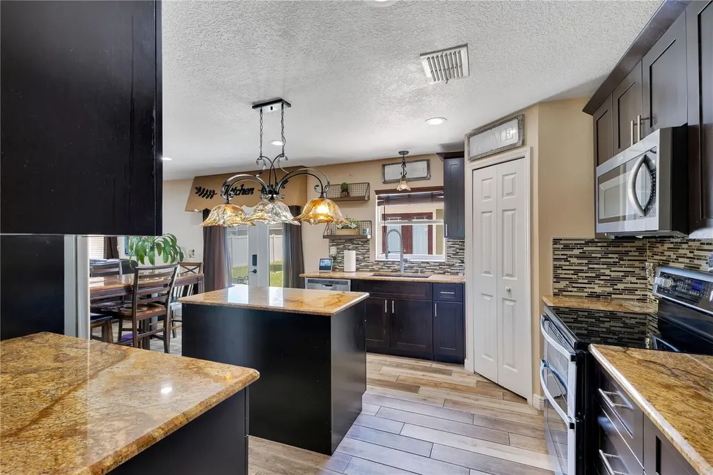 5051 Plymouth Turtle Circle St Cloud FL 34772
