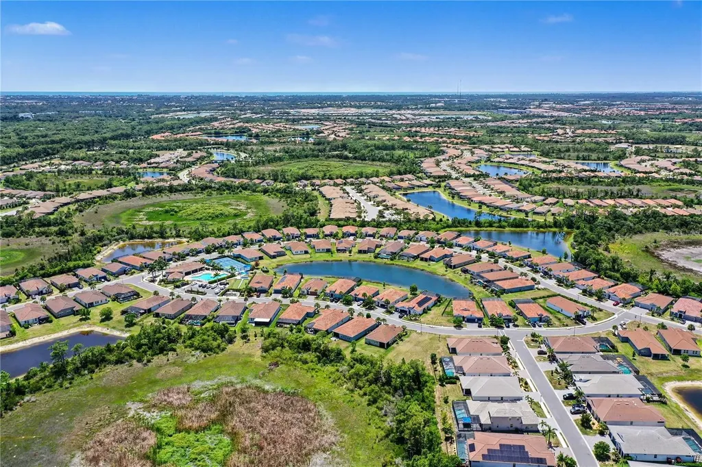 293 Daylily Boulevard Nokomis FL 34275