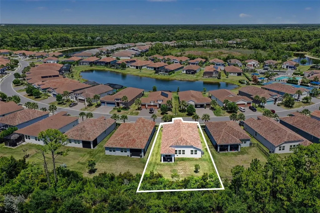 293 Daylily Boulevard Nokomis FL 34275