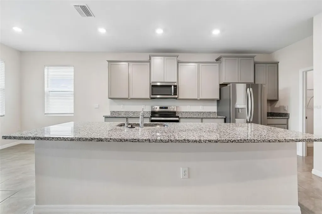 10959 Cotton Vale Place San Antonio FL 33576