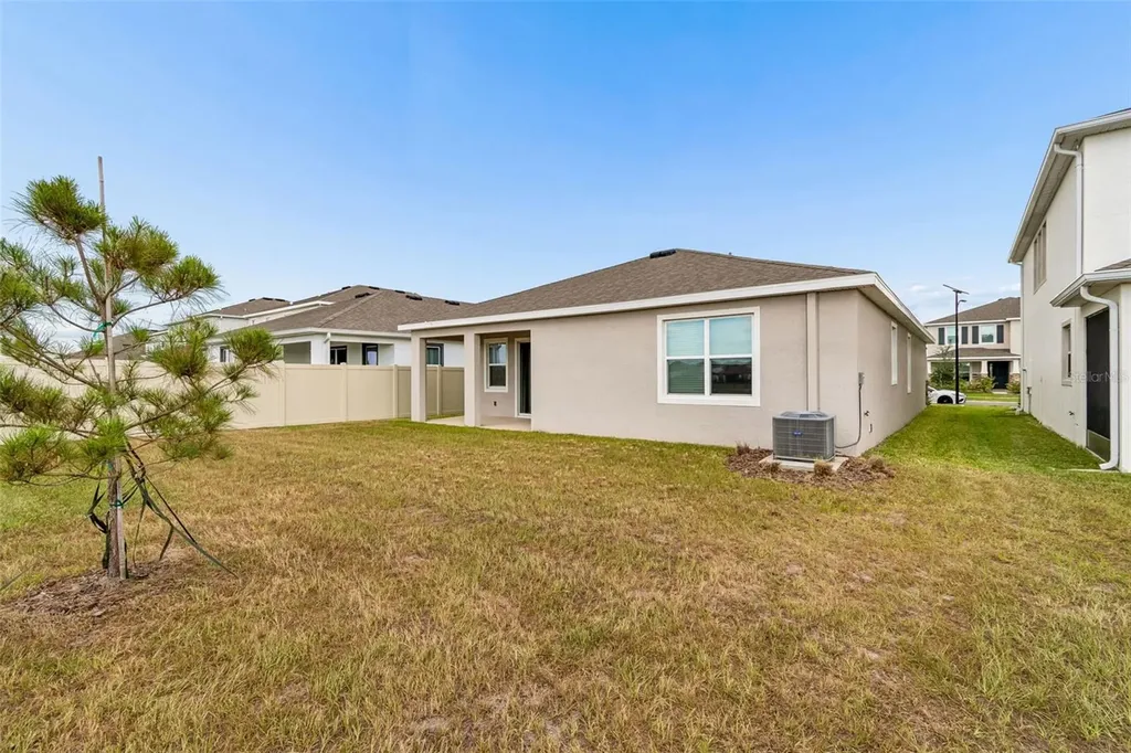10959 Cotton Vale Place San Antonio FL 33576