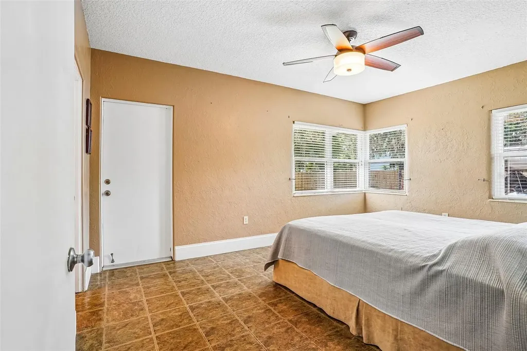 2936 Lake Joanna Drive Eustis FL 32726