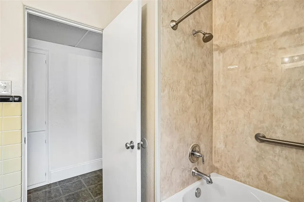 2936 Lake Joanna Drive Eustis FL 32726