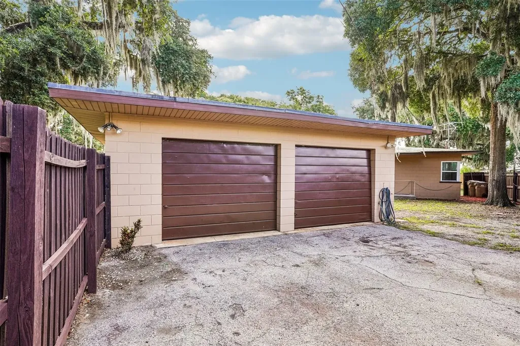 2936 Lake Joanna Drive Eustis FL 32726