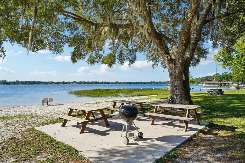 2936 Lake Joanna Drive Eustis FL 32726