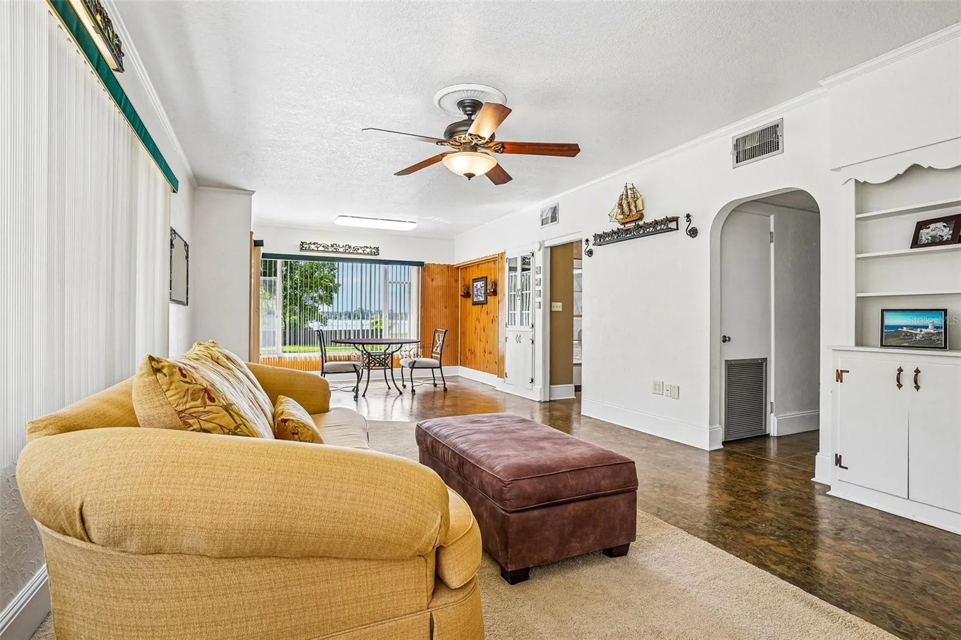 2936 Lake Joanna Drive Eustis FL 32726