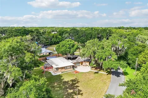 2936 Lake Joanna Drive Eustis FL 32726