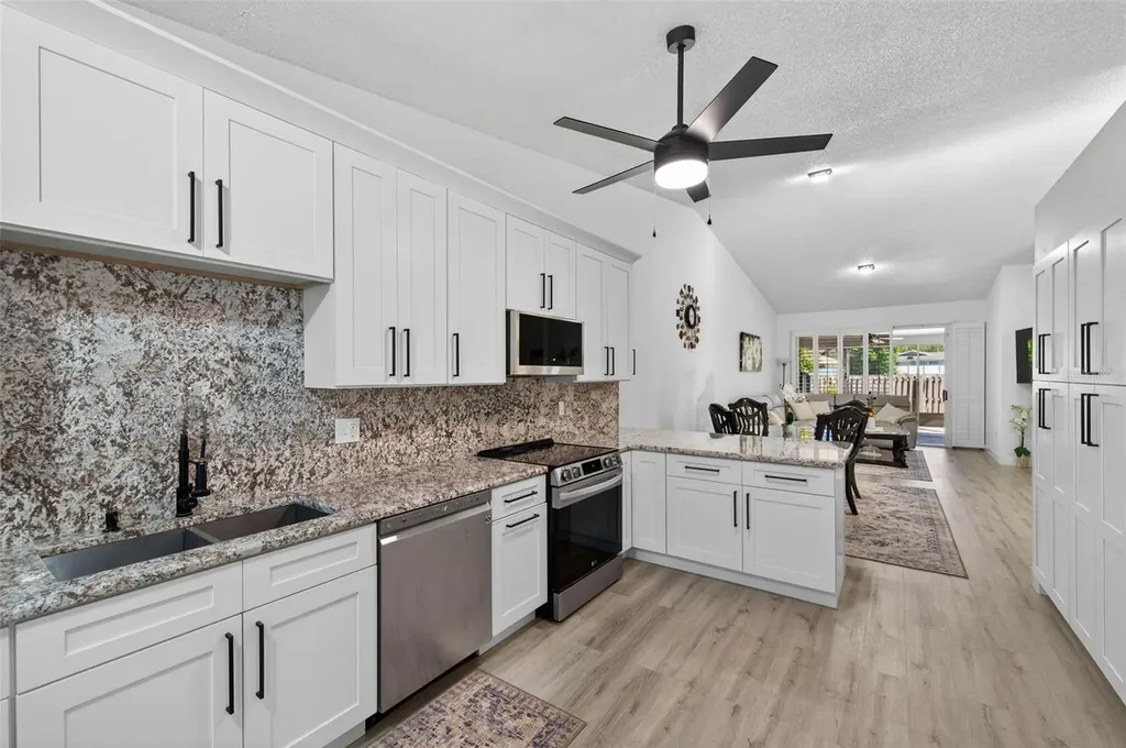 3051 Brookfield Lane Clearwater FL 33761