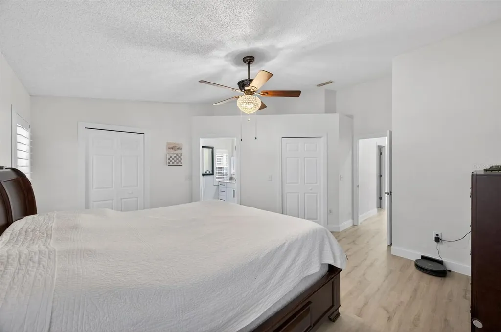 3051 Brookfield Lane Clearwater FL 33761