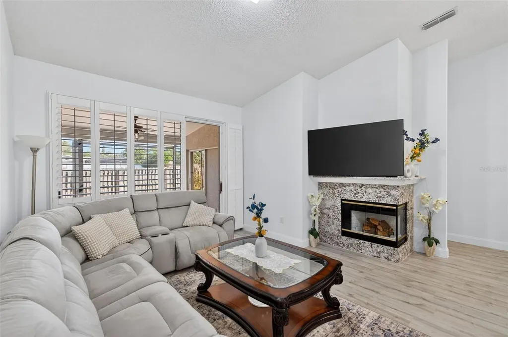 3051 Brookfield Lane Clearwater FL 33761