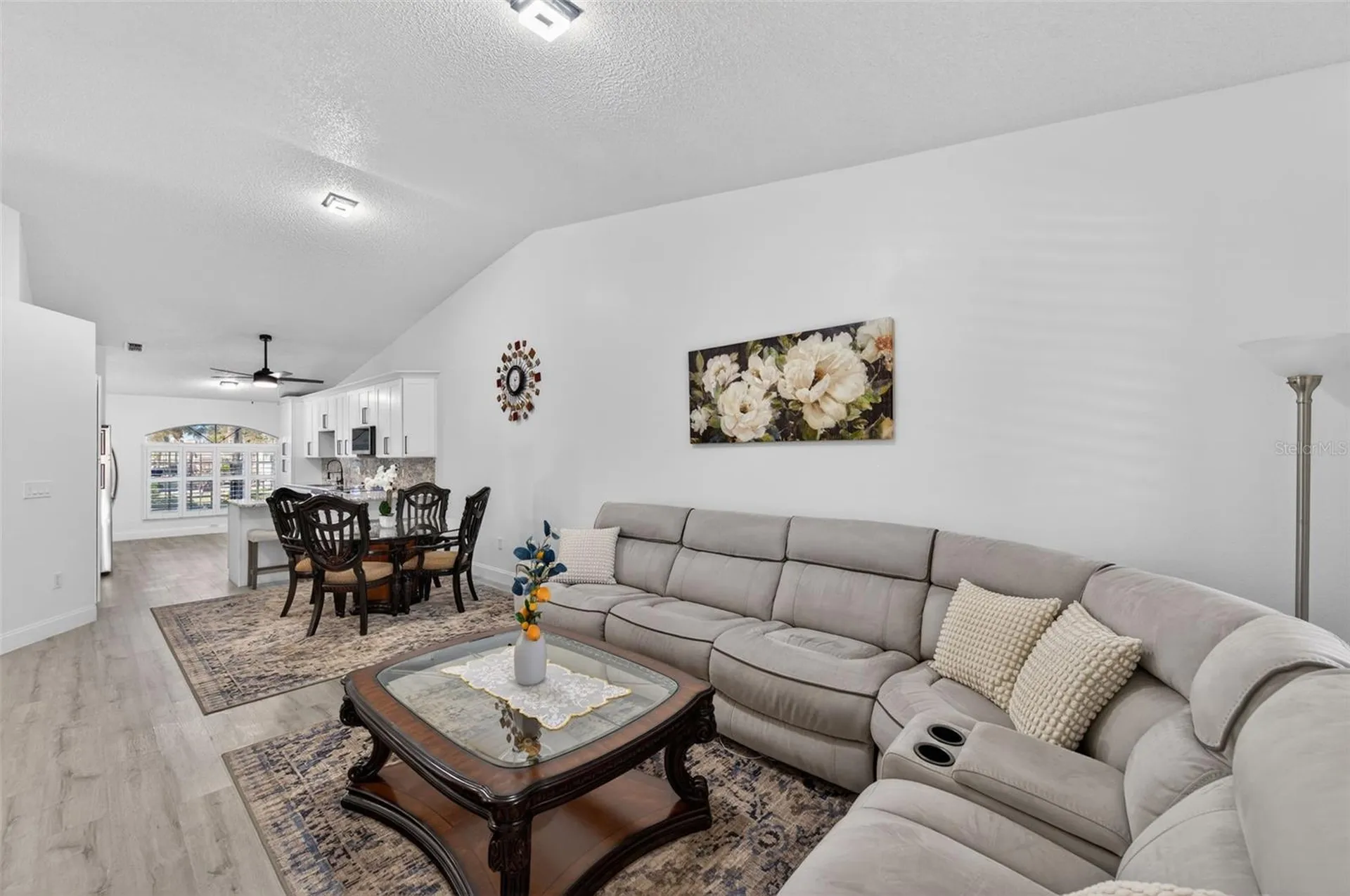 3051 Brookfield Lane Clearwater FL 33761
