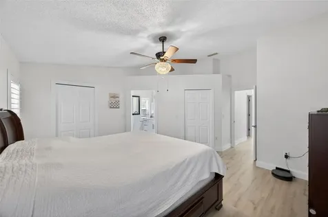 3051 Brookfield Lane Clearwater FL 33761