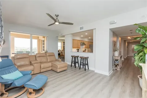 11 Avenue De La Mer Palm Coast FL 32137