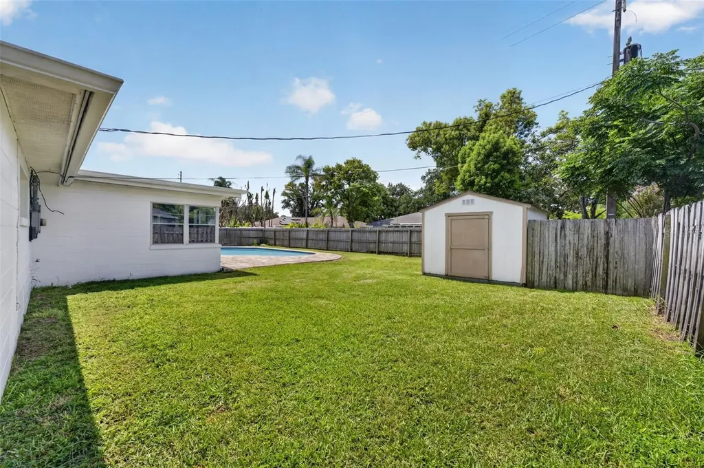 4854 Rabama Place Orlando FL 32812