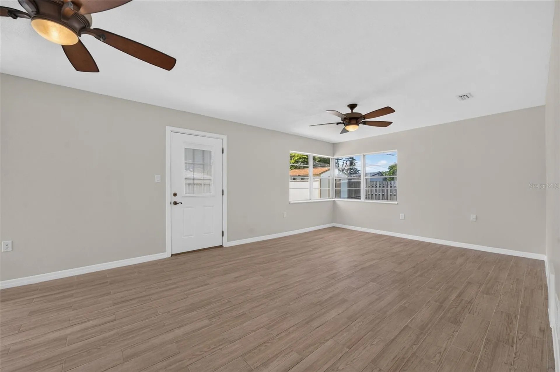 4854 Rabama Place Orlando FL 32812