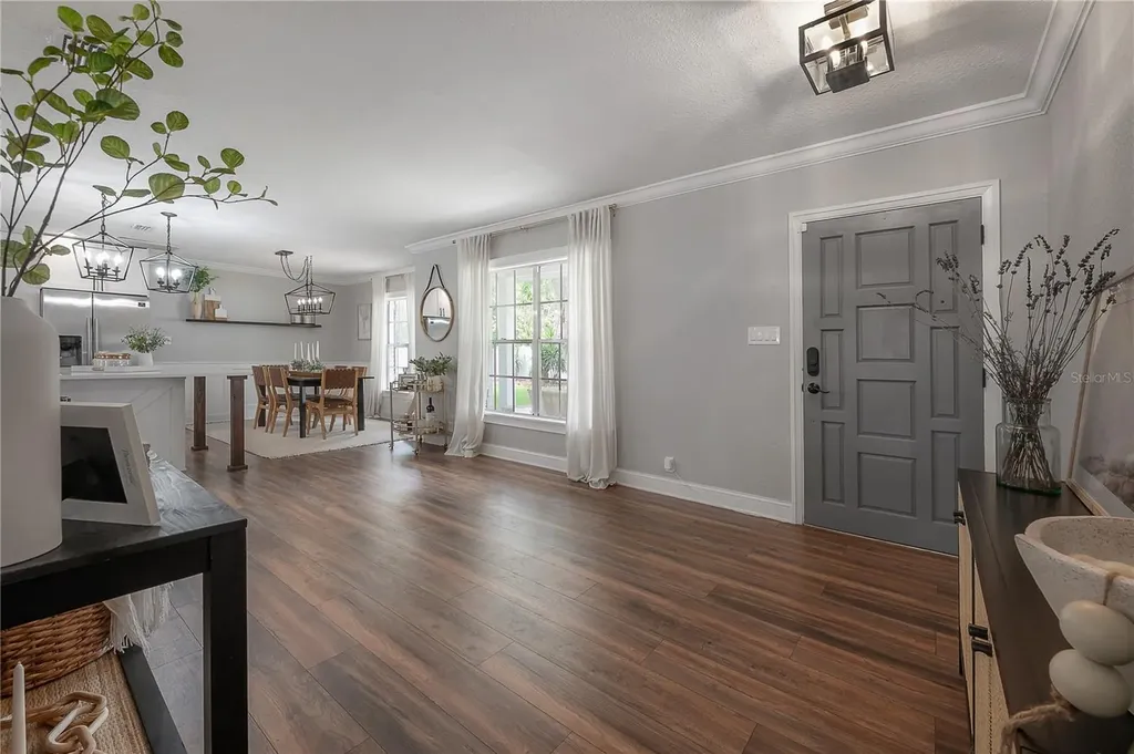 608 Sunset Lane Lutz FL 33549