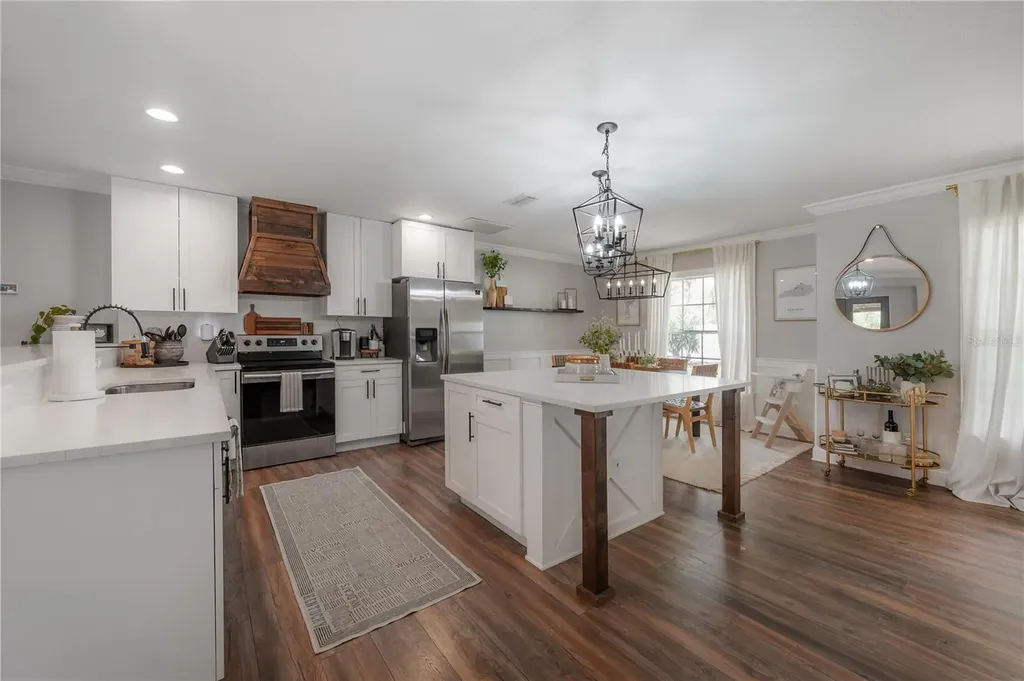 608 Sunset Lane Lutz FL 33549