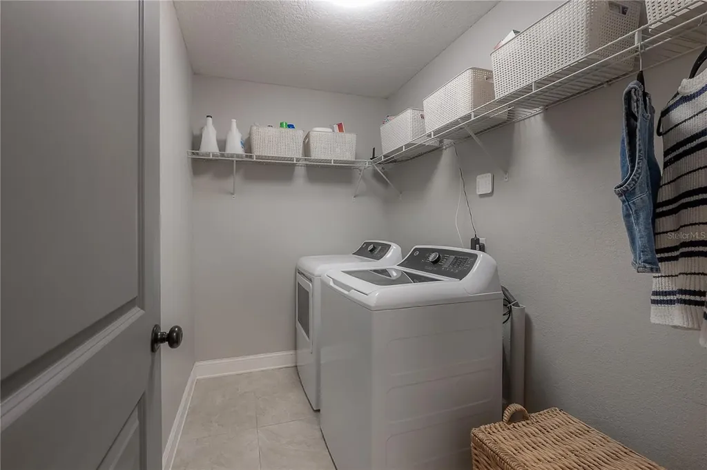 608 Sunset Lane Lutz FL 33549