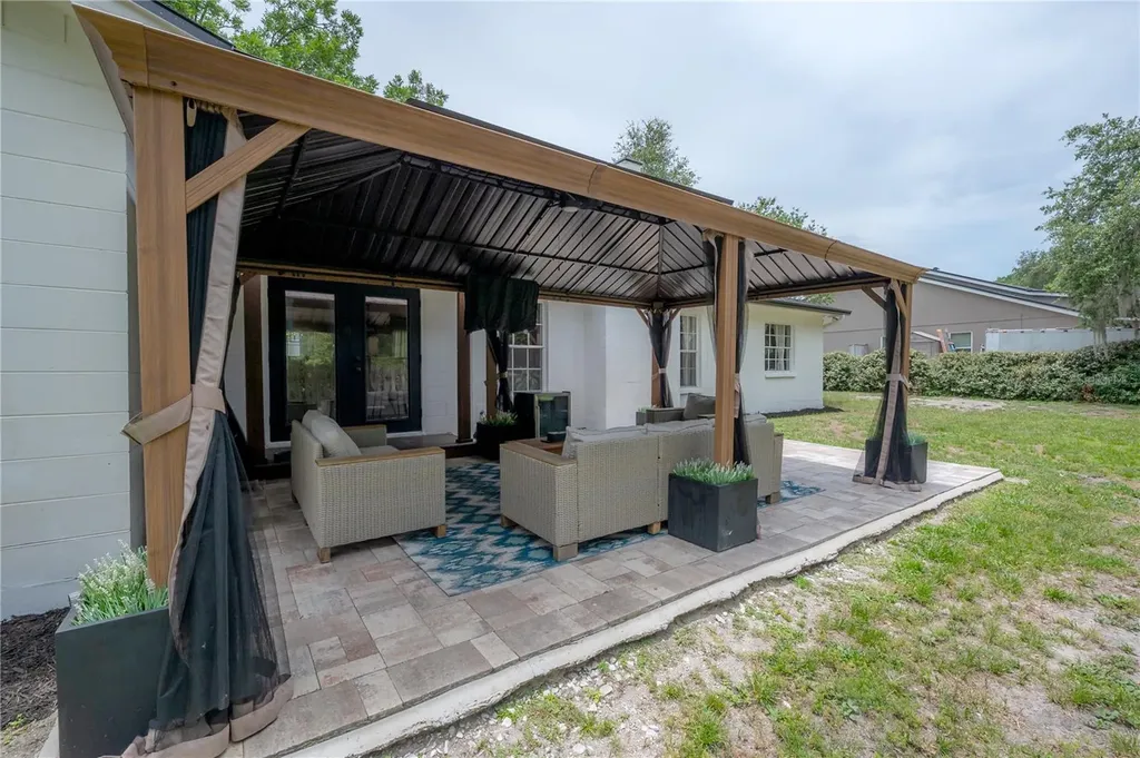 608 Sunset Lane Lutz FL 33549